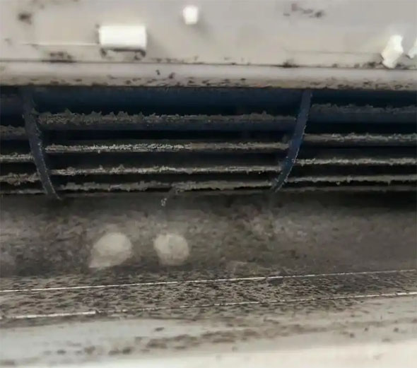 孝义空调吹的风有股烧焦味是怎么回事